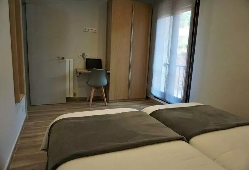 Apartamentos La Playina