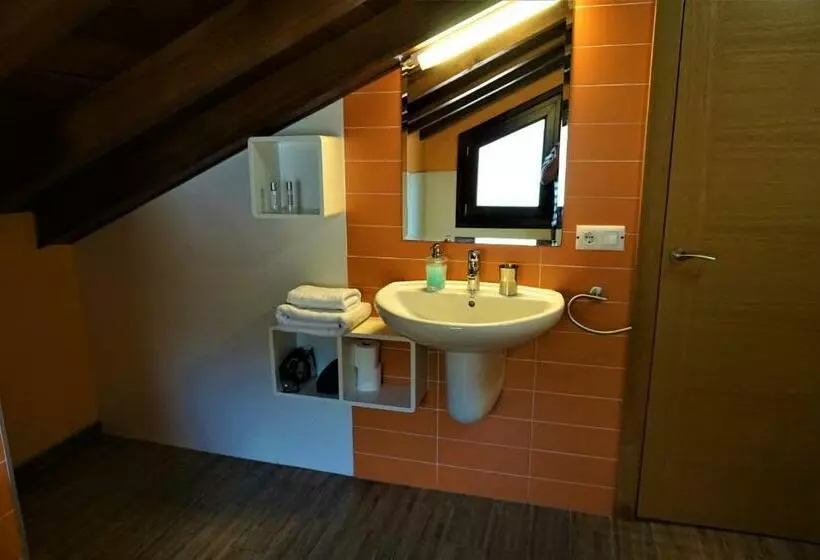 Apartamentos La Playina