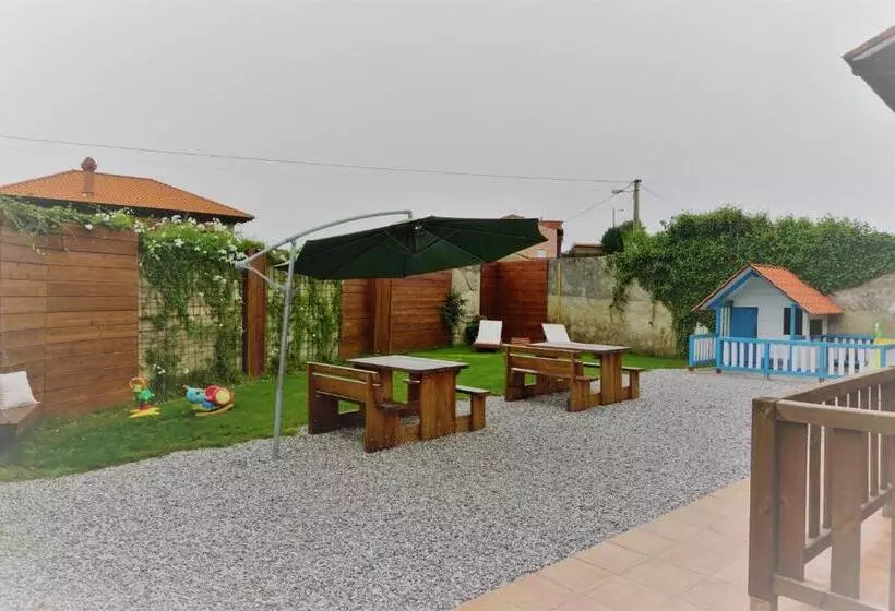 Apartamentos La Playina