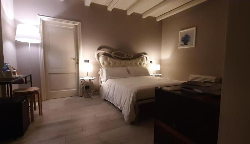 Pensiune Casale Raffaello B&b Como