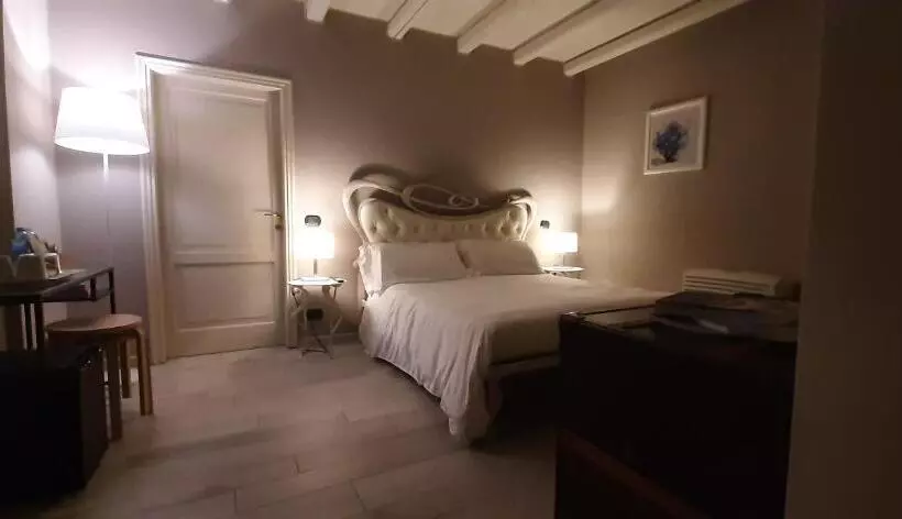 ペンション Casale Raffaello B&b Como