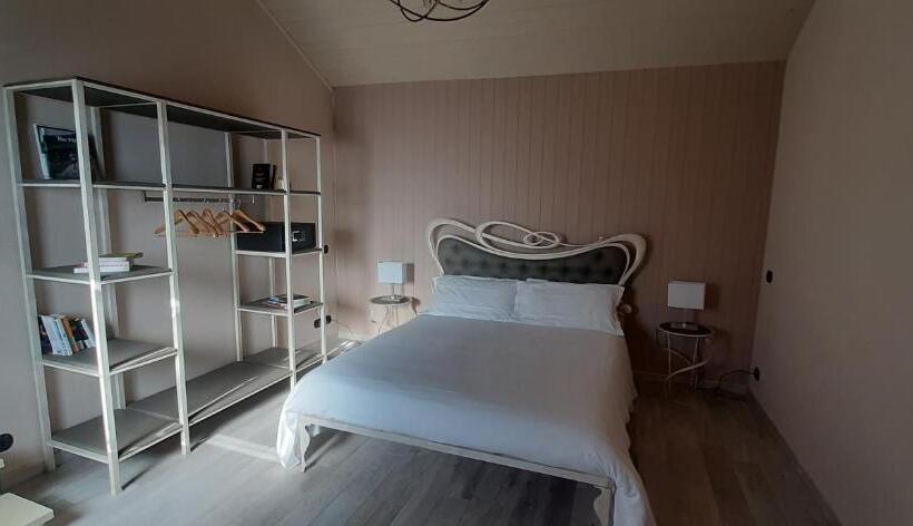 Pensiune Casale Raffaello B&b Como