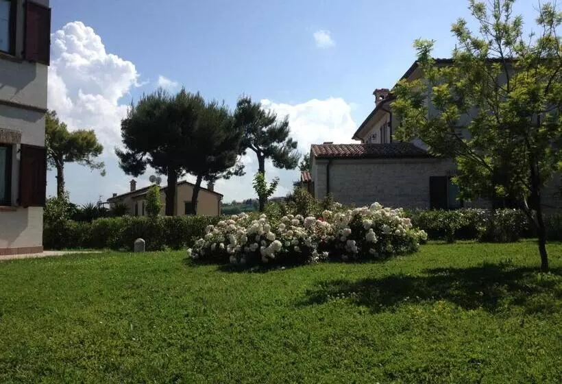 Pensió Conero Mare Verde