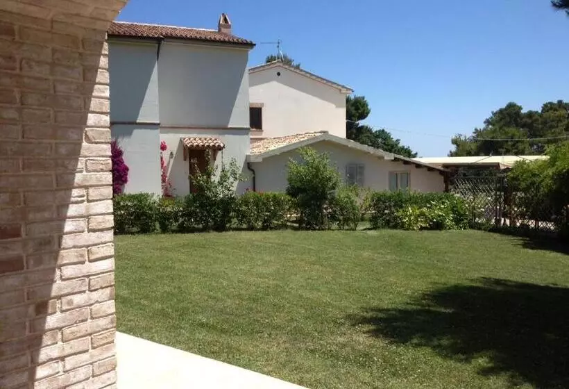 Pensió Conero Mare Verde
