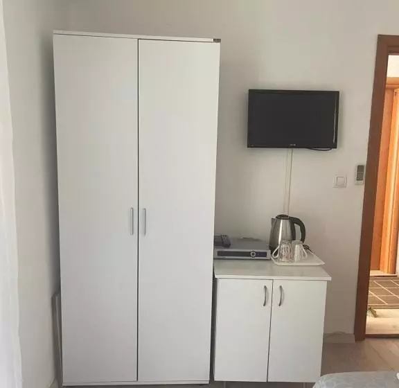 پانسیون Guest House Jasna