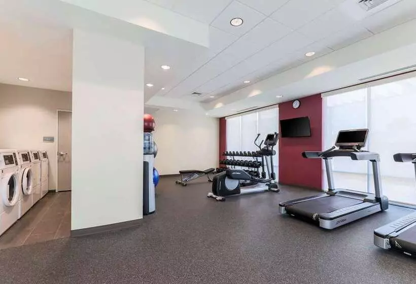 هتل Home2 Suites By Hilton West Sacramento, Ca