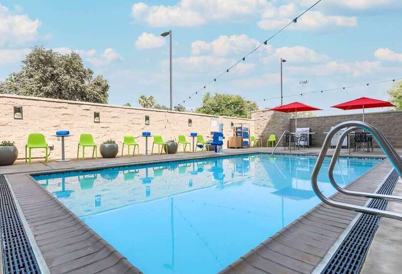 酒店 Home2 Suites By Hilton West Sacramento, Ca