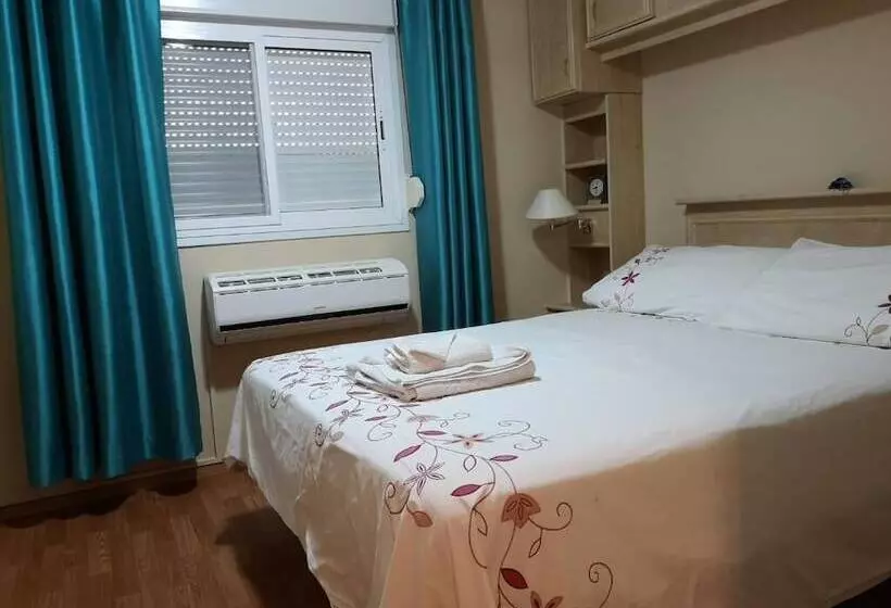 Hotelli Los Gallardos Leisure