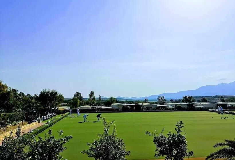 Hotelli Los Gallardos Leisure