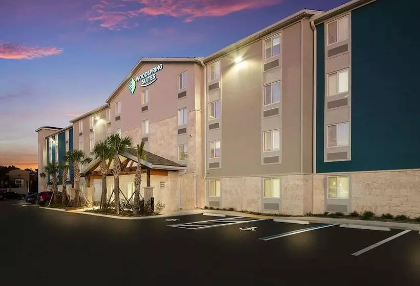 Hotelli Woodspring Suites Wesley Chapel Tampa