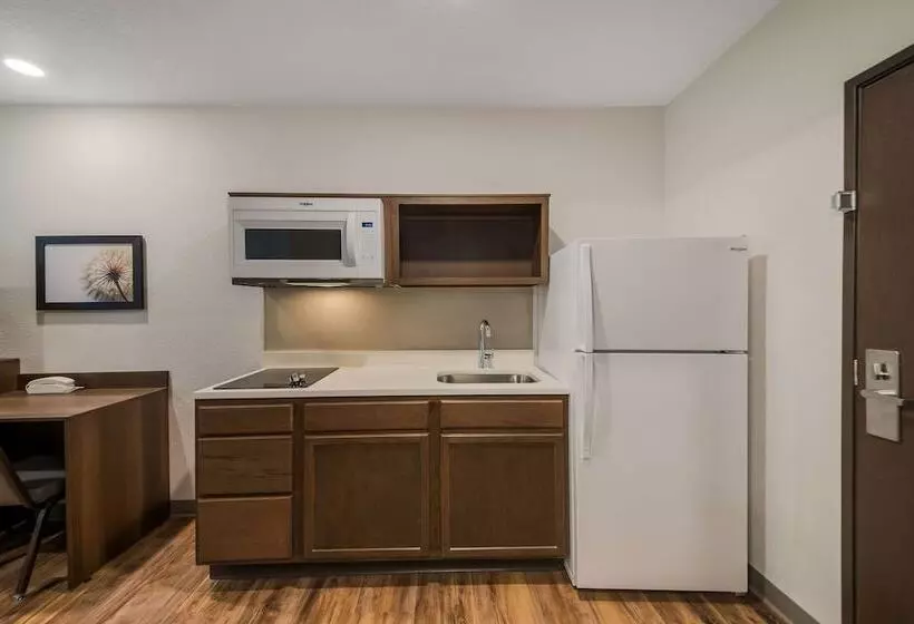 Hotelli Woodspring Suites Wesley Chapel Tampa