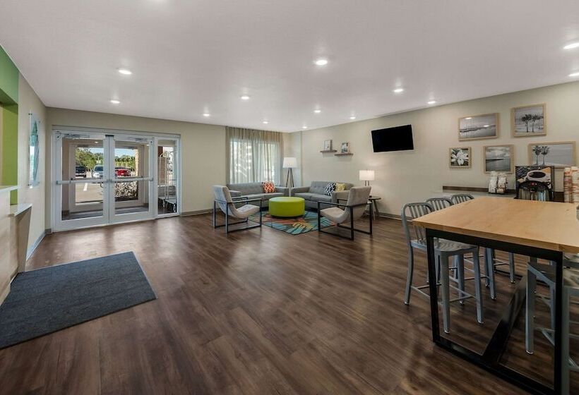 فندق Woodspring Suites Wesley Chapel Tampa