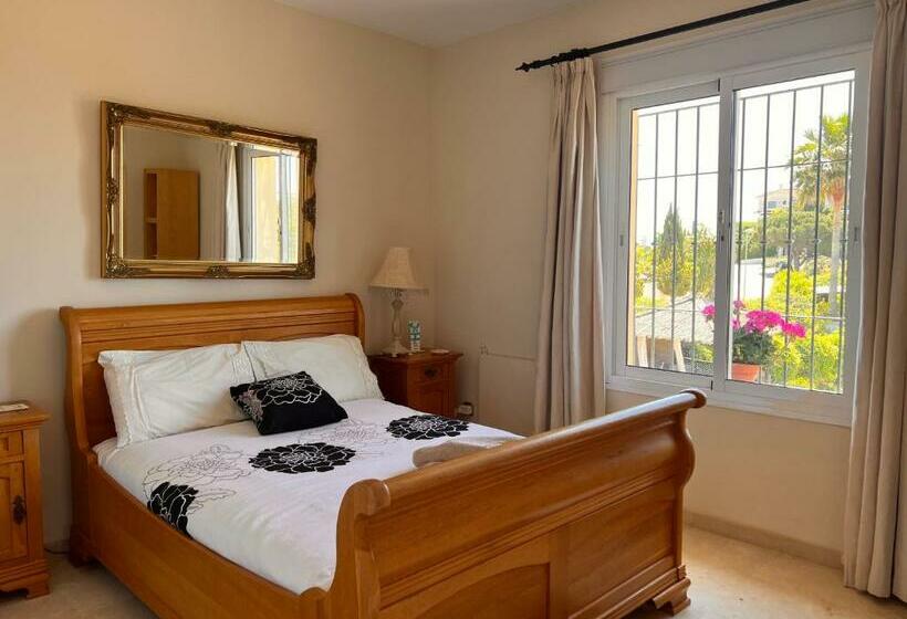 B&b Villa Maria Guest Rooms San Roque Golf Sotogrande