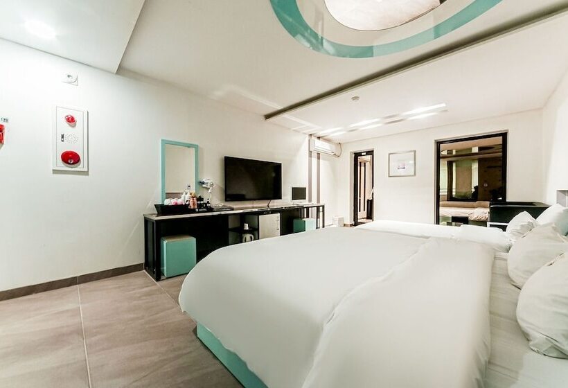 Daejeon Yuseong Hotel 5