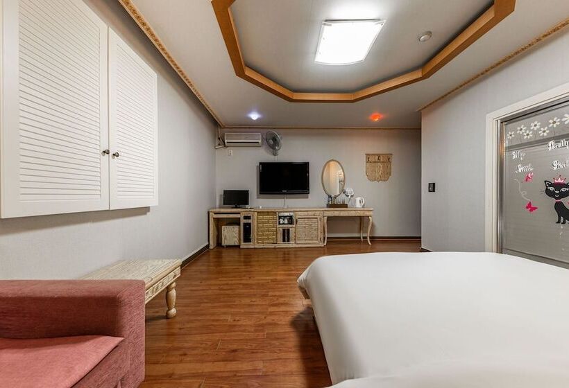 Daejeon Yuseong Motel Nine