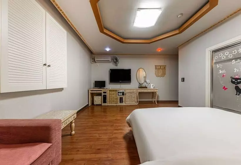 Daejeon Yuseong Motel Nine