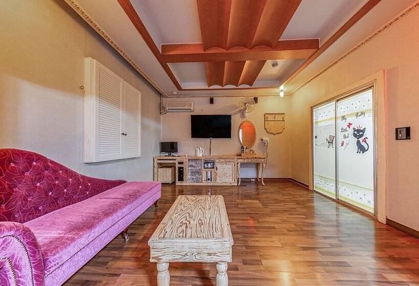 Daejeon Yuseong Motel Nine