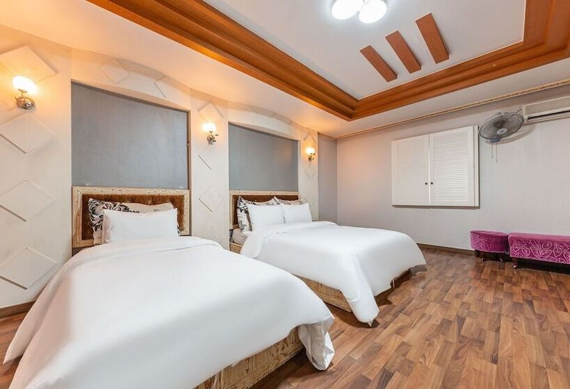 Daejeon Yuseong Motel Nine