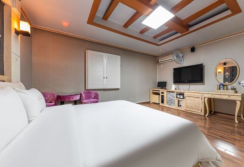 Daejeon Yuseong Motel Nine