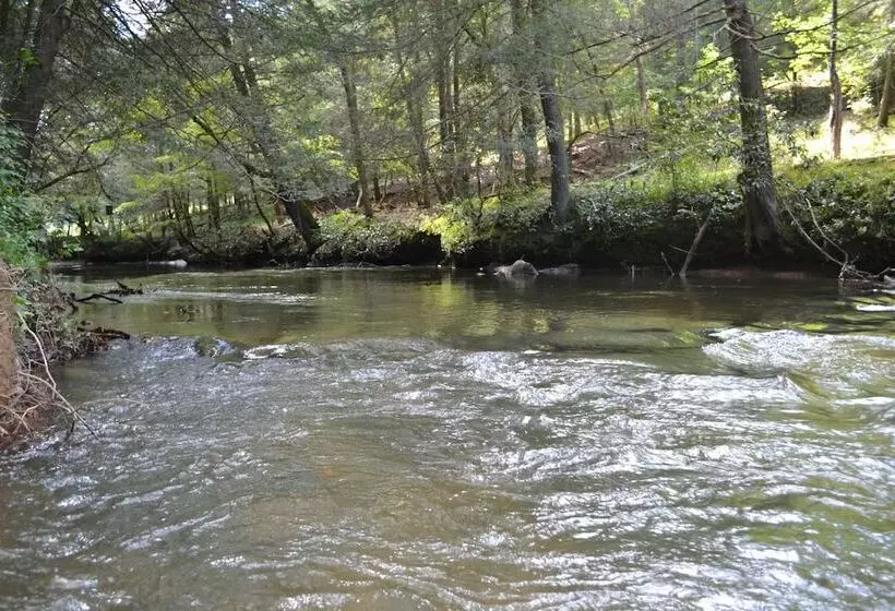 Dancing Waters Fightingtown Creek Frontage