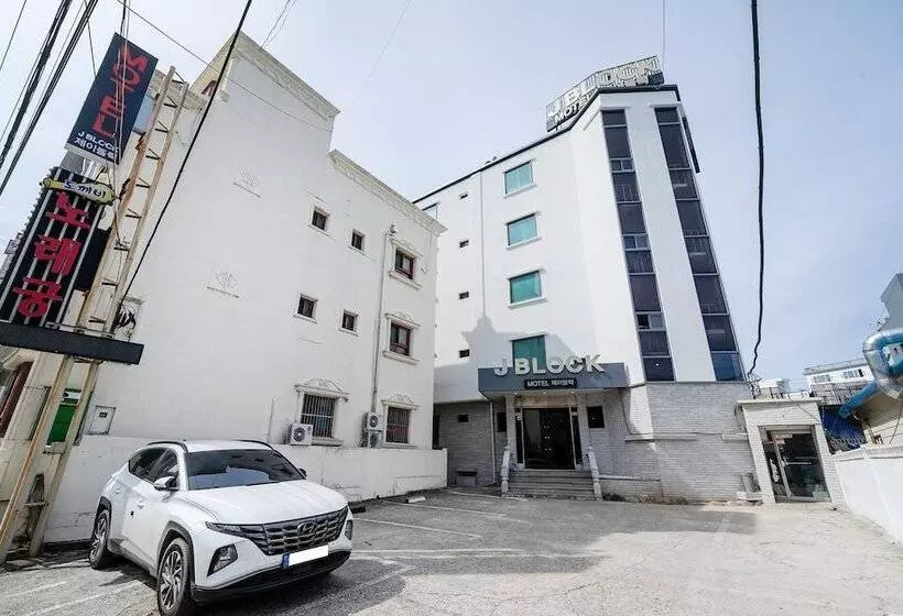 Gangneung J Block Motel