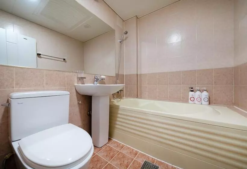 Gangneung J Block Motel