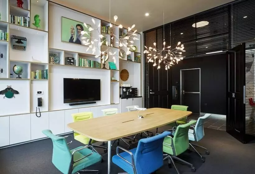 ホテル Citizenm Los Angeles Downtown