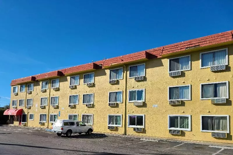 ホテル Travelodge By Wyndham Stockton
