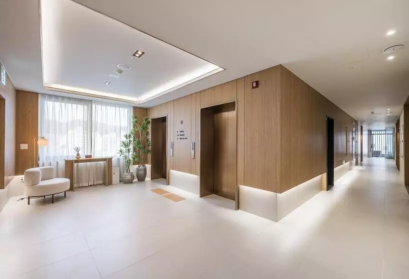 مُتل Changwon Masan Brown Dot Masan Yangdeok