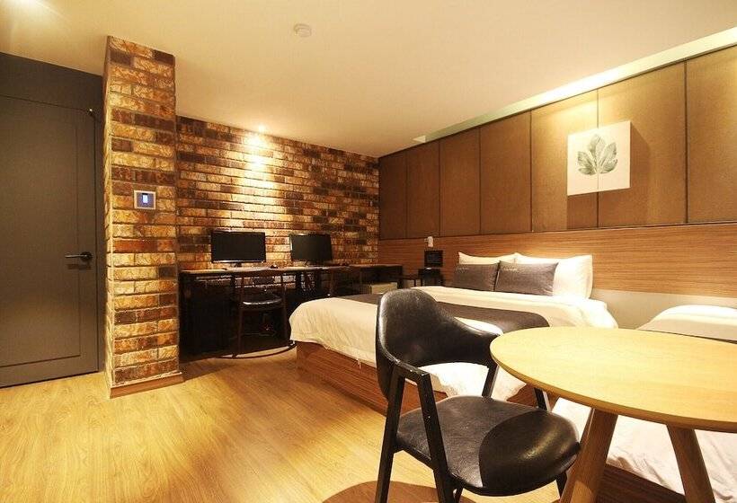 מוטל Gimhae Eobangdong Hotel The May