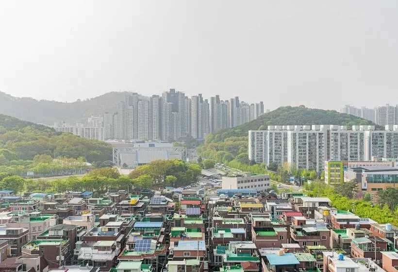 مُتل Gwangmyeong J