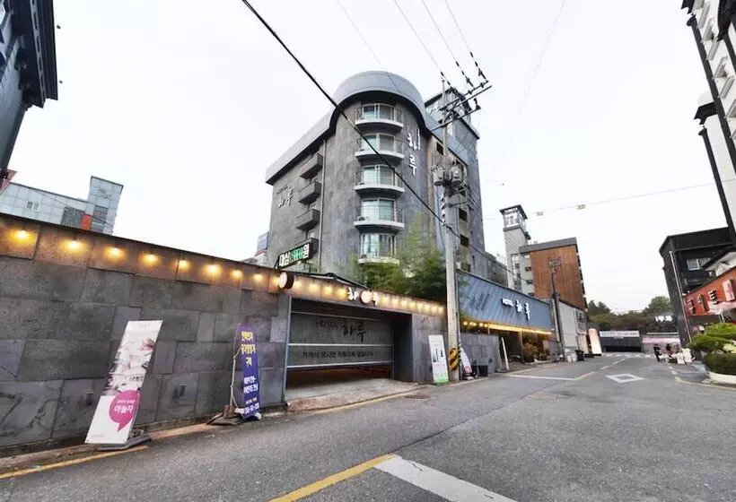 モーテル Jeonju Sanjeongdong Hotel Haru