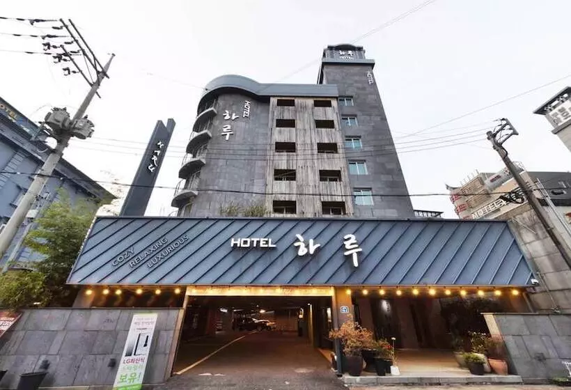 モーテル Jeonju Sanjeongdong Hotel Haru