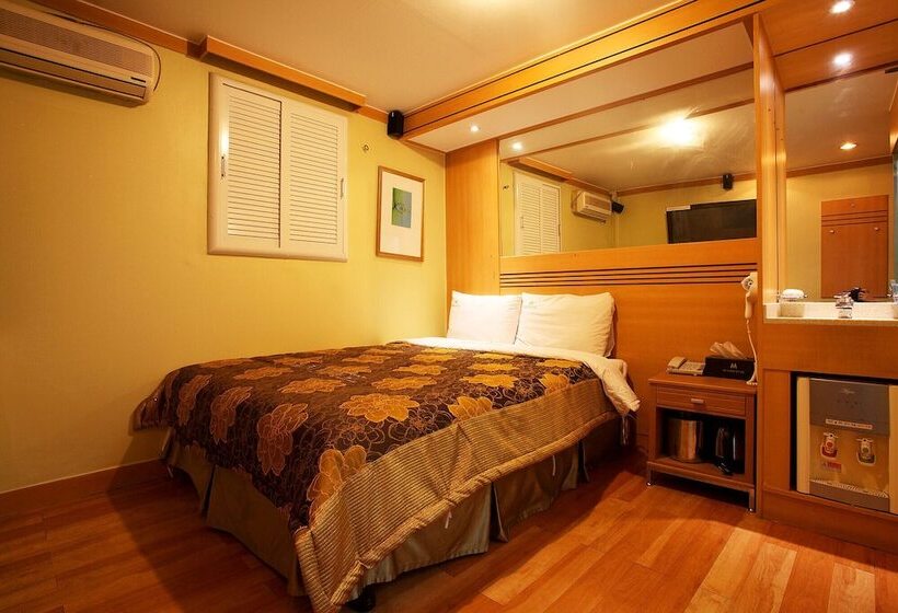 Мотель Hwagok Rich