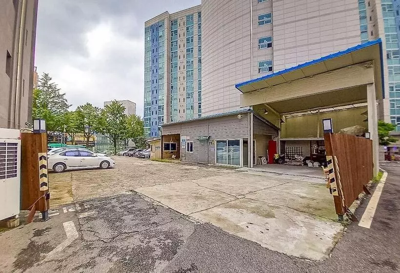 Motelli Suwon Station Myeongjak