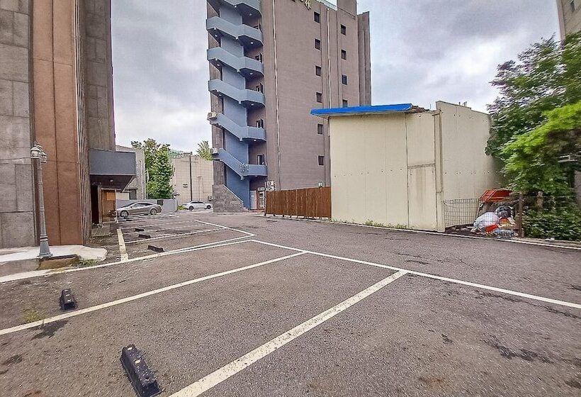 מוטל Suwon Station Myeongjak