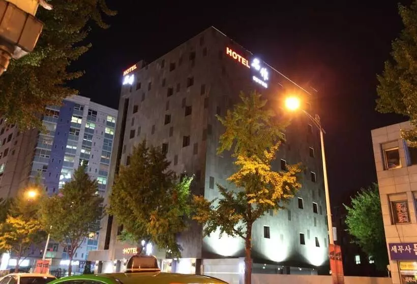 Motelli Suwon Station Myeongjak