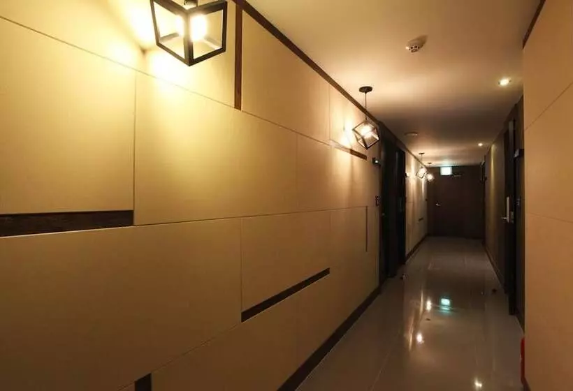 Motelli Suwon Station Myeongjak