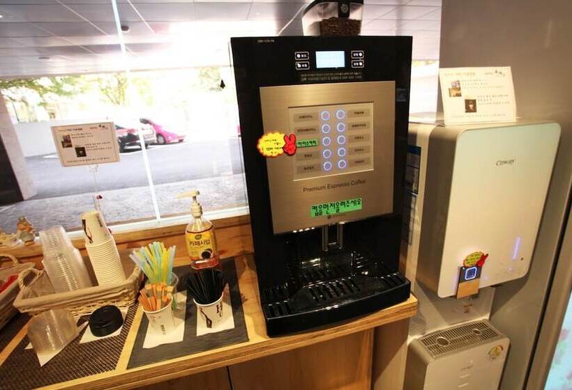 מוטל Suwon Station Myeongjak