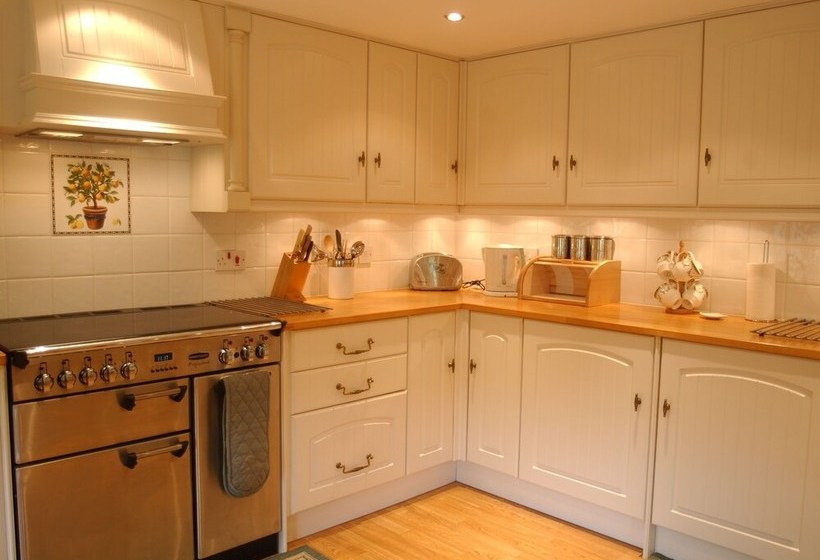 Country House Situated In Peacefull Valley Near Forest Fawr Geopark