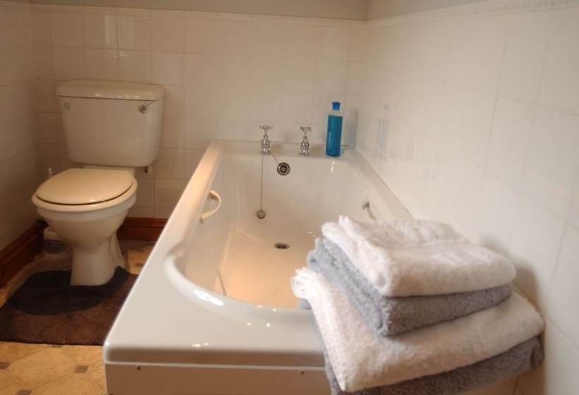 Country House Situated In Peacefull Valley Near Forest Fawr Geopark