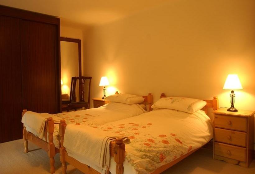 Country House Situated In Peacefull Valley Near Forest Fawr Geopark