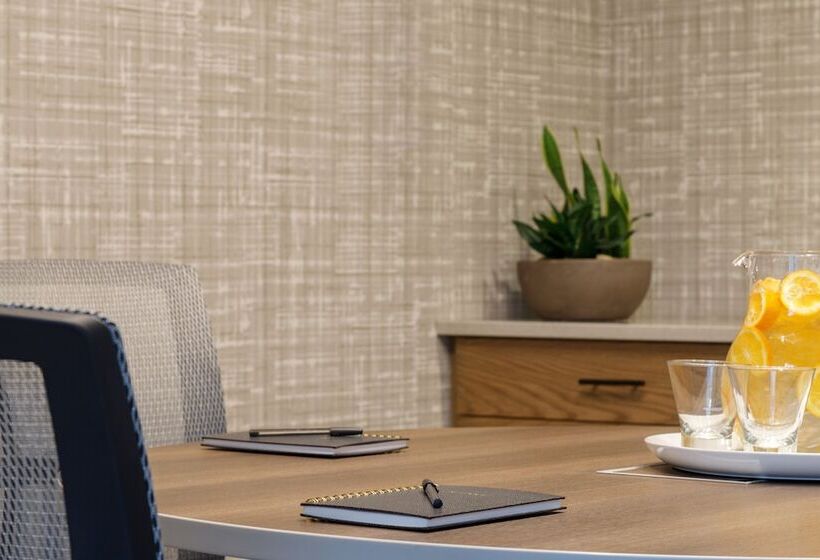 Even Hotels Rochester Mayo Clinic Area, An Ihg