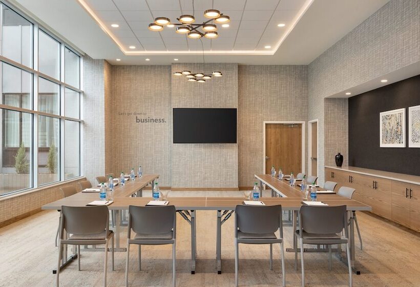 Even Hotels Rochester Mayo Clinic Area, An Ihg