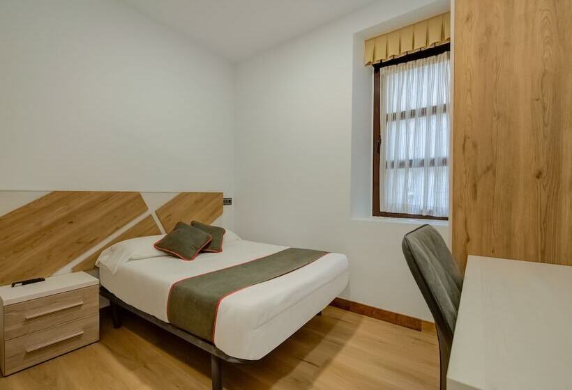 Hostal Restaurante La Pinta