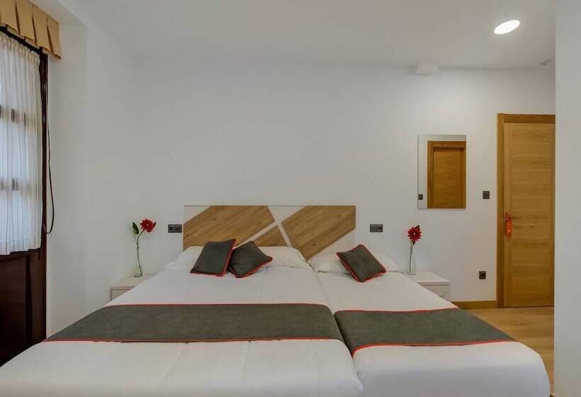 Hostal Restaurante La Pinta