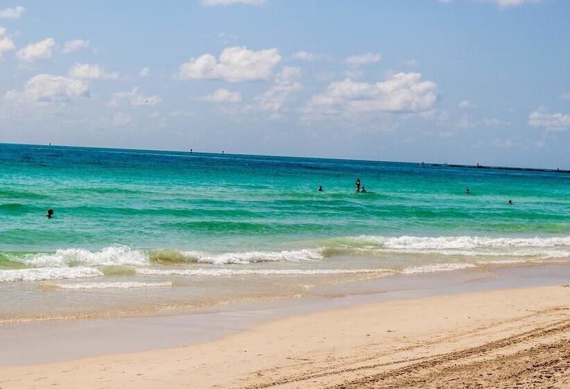 בית מלון כפרי Apartment On The Beach