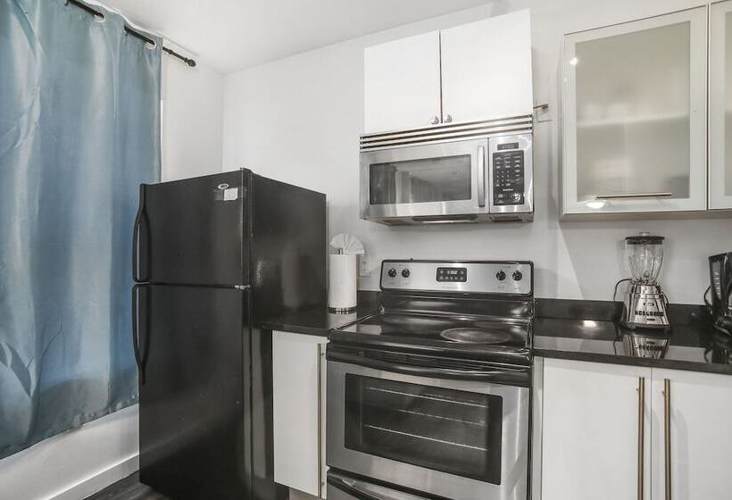 בית מלון כפרי Apartment On The Beach