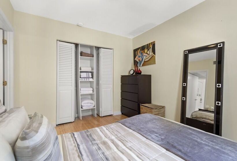 בית מלון כפרי Apartment On The Beach