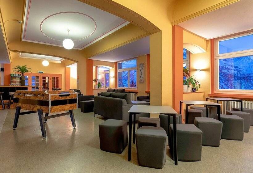 ホテル Arosa Mountain Lodge